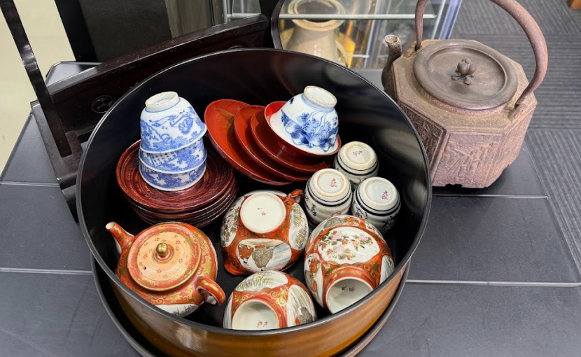 蔵の美本店で持ち込み査定した買取商品の一部のイメージ画像