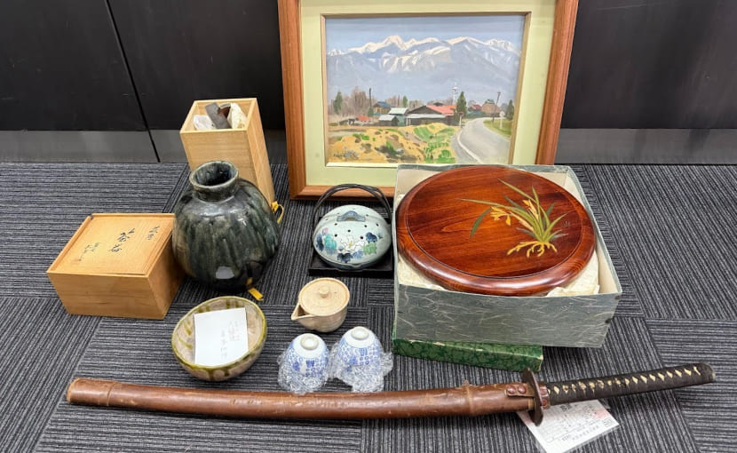 倉敷市上東店で買取査定をした刀剣、美術品、煎茶道具、焼物、工芸品の画像