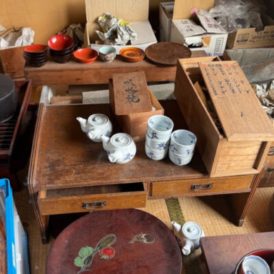 岡山市北区吉備津で査定した茶道具や食器類の写真
