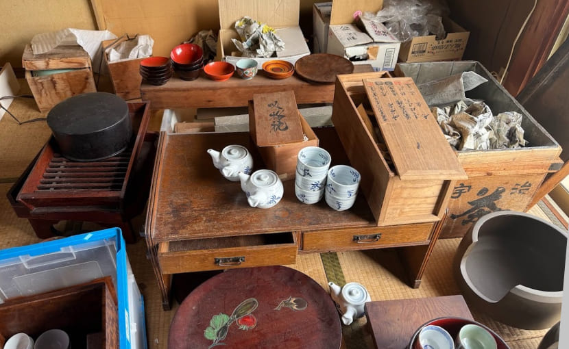 岡山市北区吉備津で査定した茶道具や食器類の写真